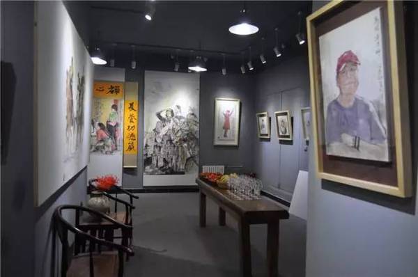 “情系高原 谢凯泽人物画作品展”在北京隆重开幕