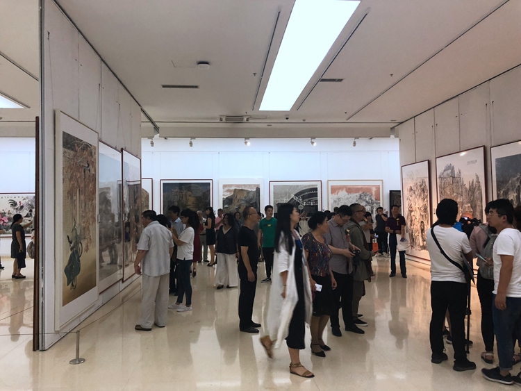 筑梦新时代 共抒燕赵情——中国梦·燕赵雄风全国中国画、油画作品展在石家庄市美术馆开幕