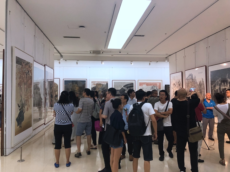 筑梦新时代 共抒燕赵情——中国梦·燕赵雄风全国中国画、油画作品展在石家庄市美术馆开幕